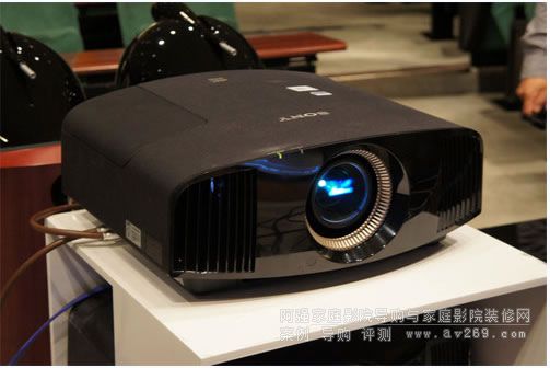 ��������4KͶӰ�C(j��)VW300ES�F(xi��n)���ɶ����չ